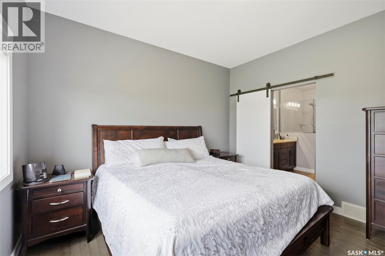 105 542 Pringle Crescent, Saskatoon, SK - Indoor Photo Showing Bedroom