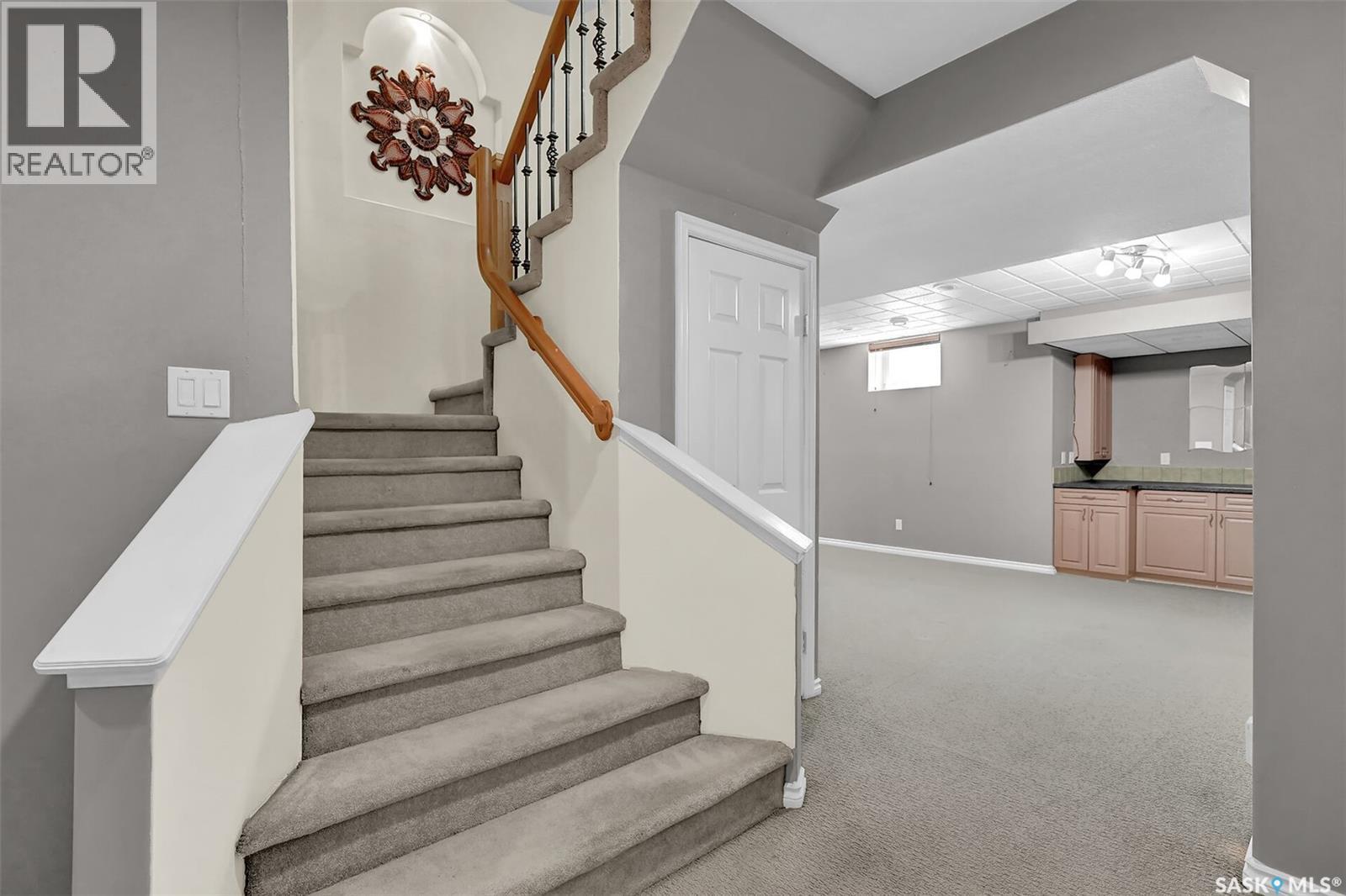 3012 St James Crescent, Regina, SK