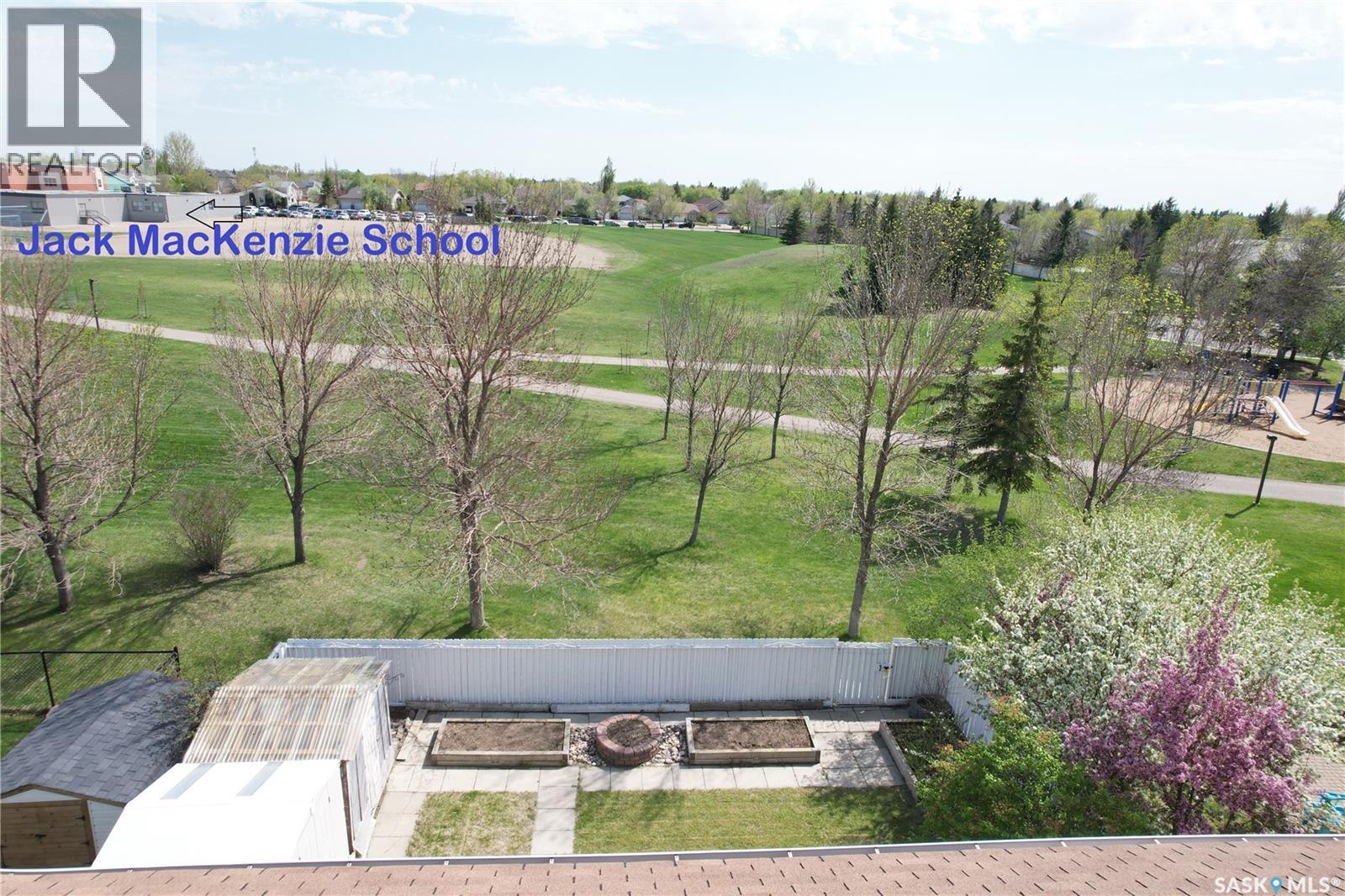 3012 St James Crescent, Regina, SK