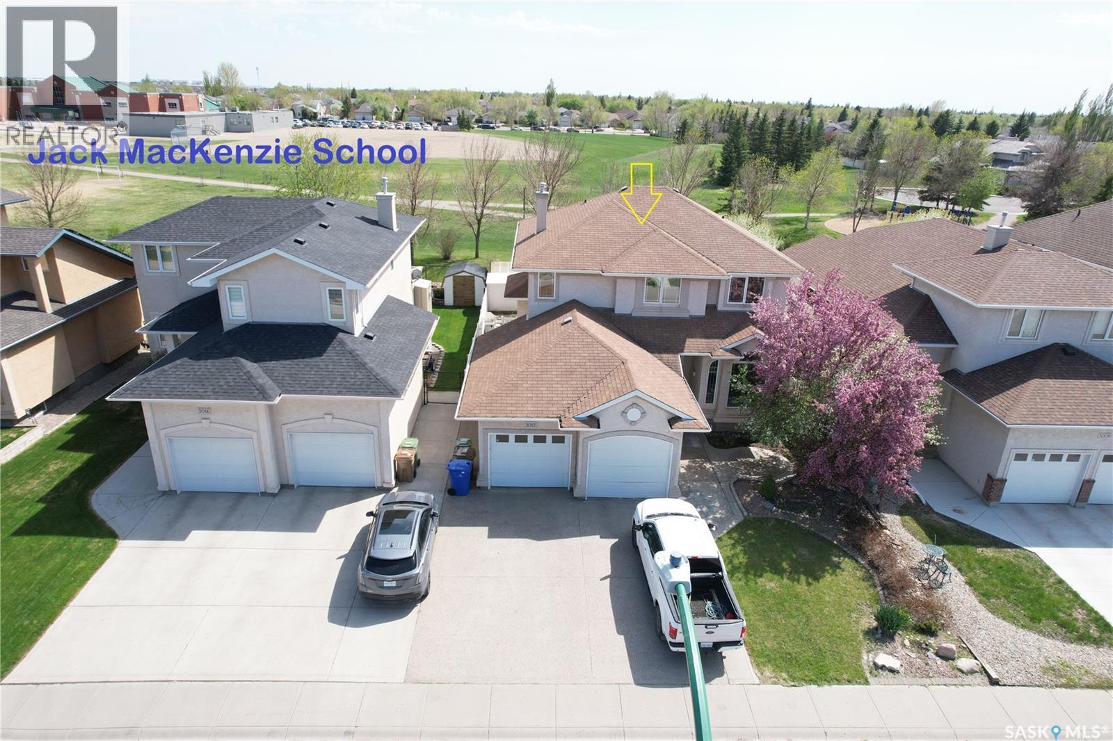3012 St James Crescent, Regina, SK