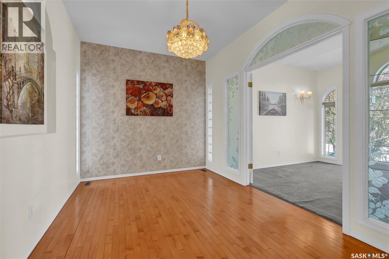 3012 St James Crescent, Regina, SK