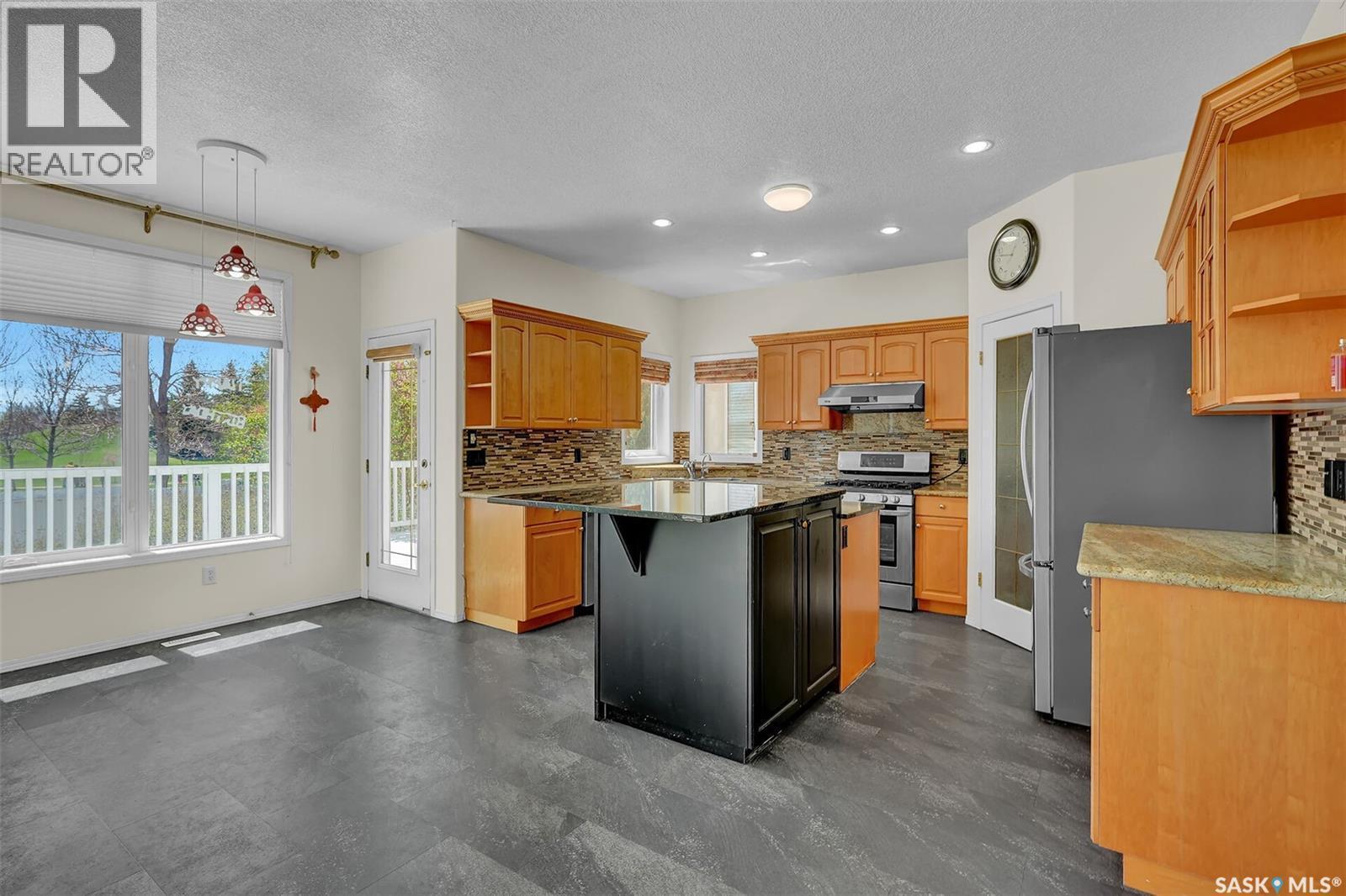 3012 St James Crescent, Regina, SK