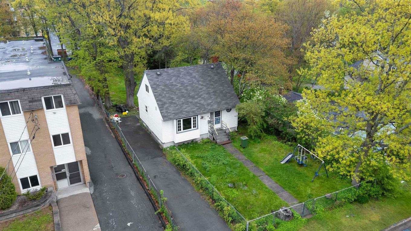 44 Jackson Road, Dartmouth, NS