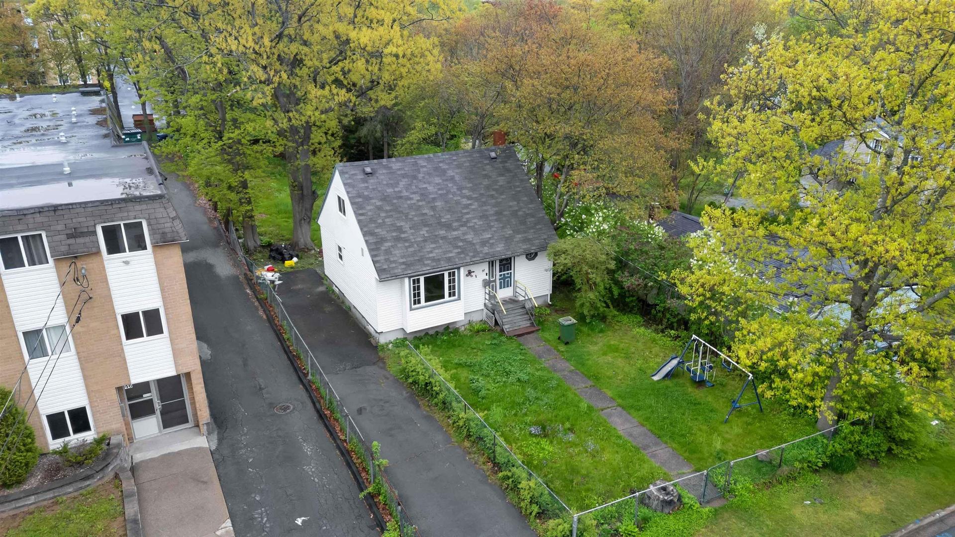 44 Jackson Road, Dartmouth, NS
