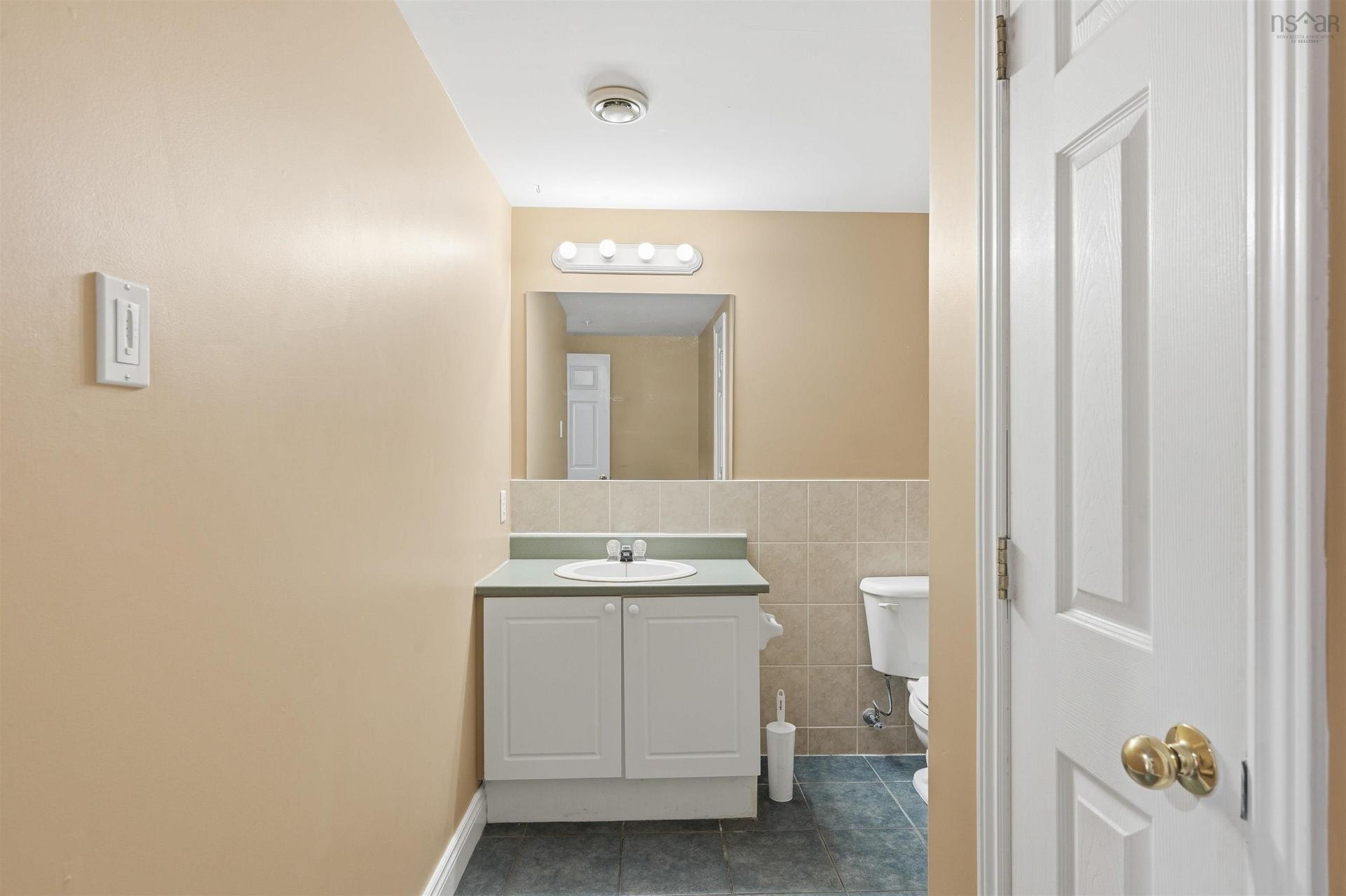 102 512 Parkland Drive, Clayton Park, NS