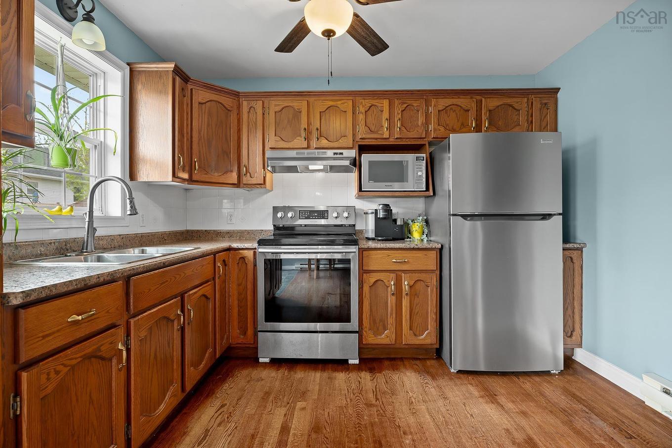 7 Daun Avenue, Enfield, NS