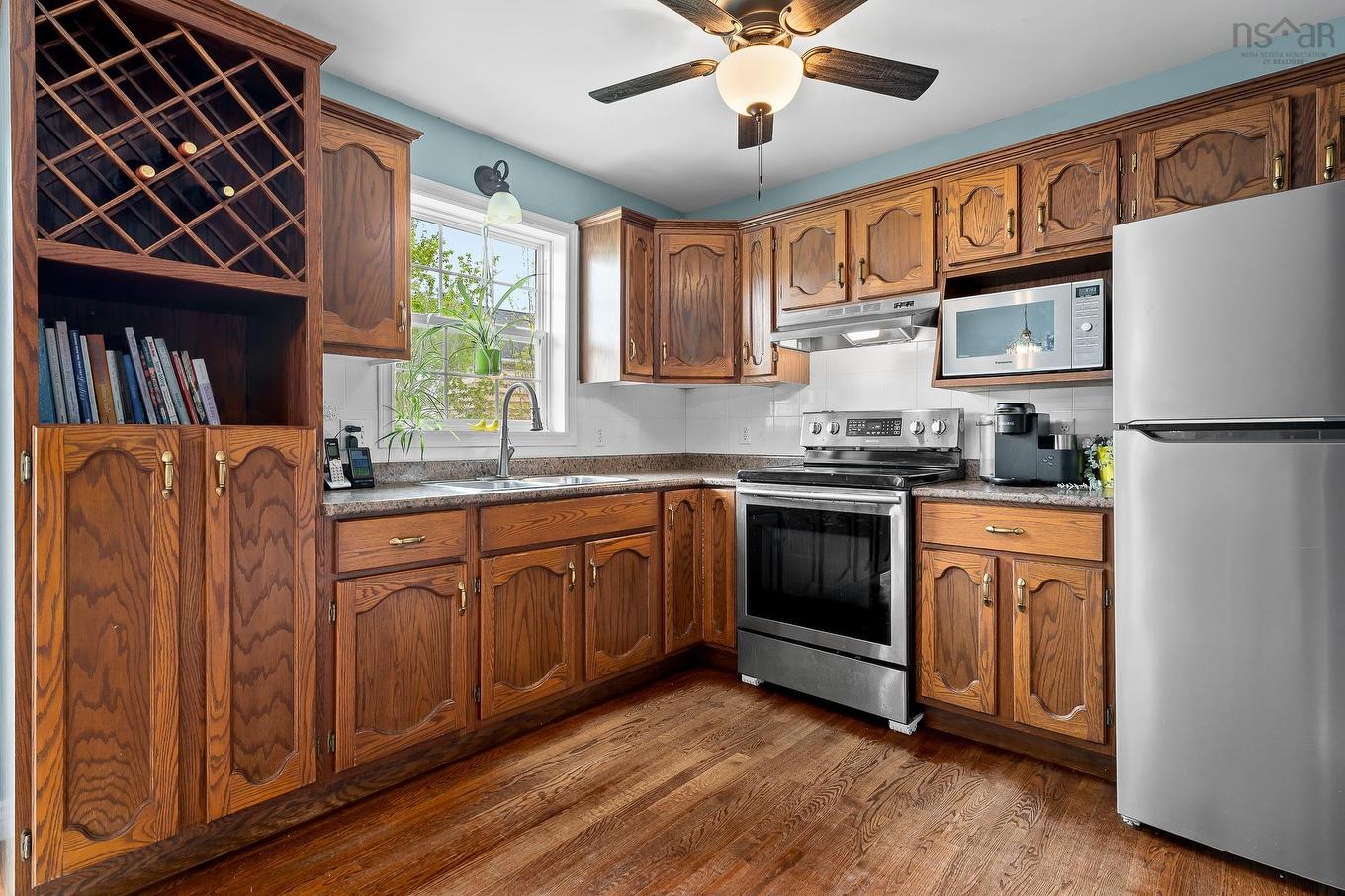 7 Daun Avenue, Enfield, NS