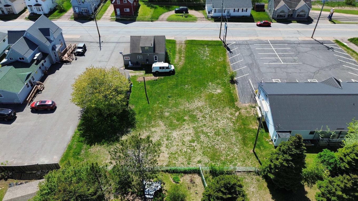 24 South Albion Street, Amherst, NS