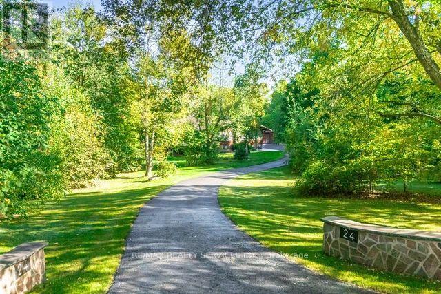 24 Cedar Drive, Caledon, ON - Outdoor