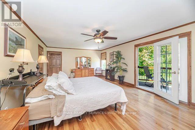 24 Cedar Drive, Caledon, ON - Indoor Photo Showing Bedroom