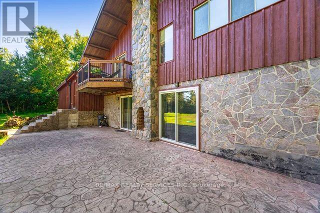 24 Cedar Drive, Caledon, ON - Outdoor With Balcony With Exterior