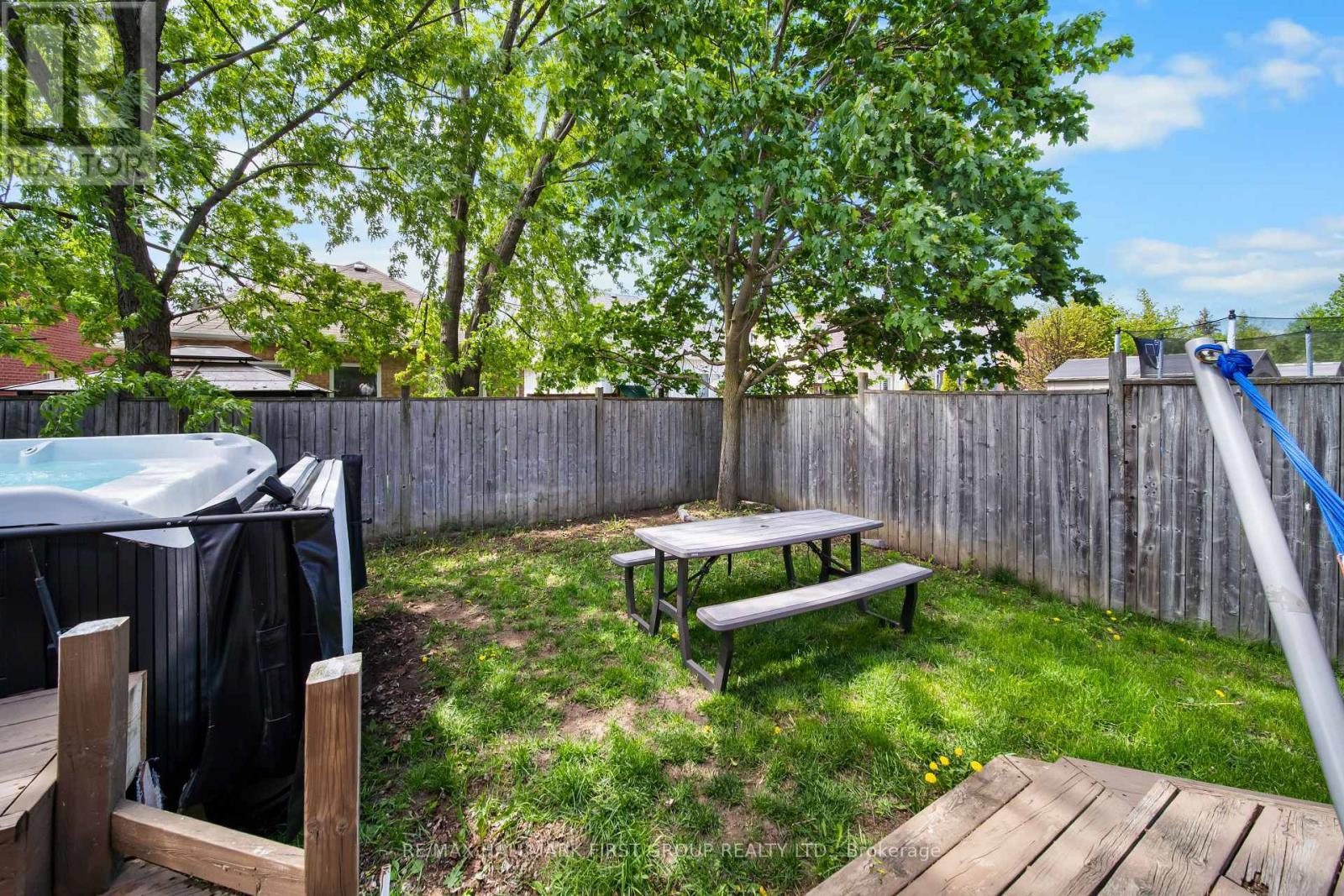 62 Cachet Boulevard, Whitby, ON - Outdoor With Deck Patio Veranda