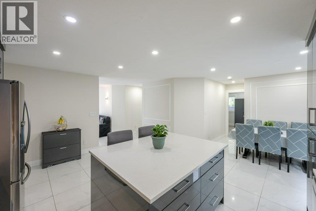 260 Willows Place, Oliver, BC - Indoor Photo Showing Dining Room