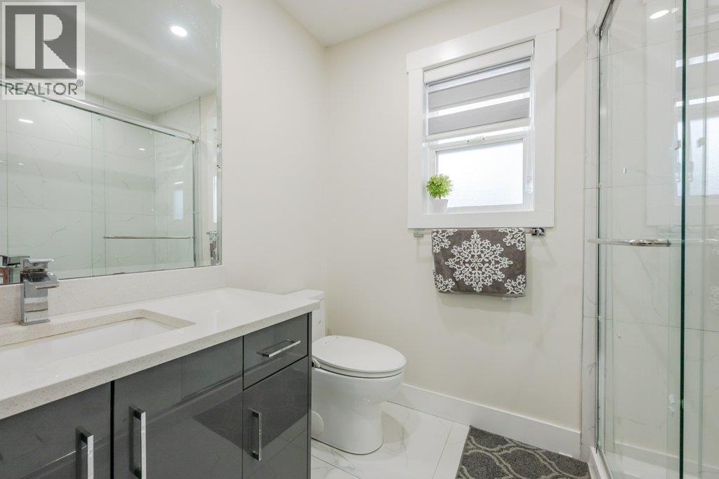 260 Willows Place, Oliver, BC - Indoor Photo Showing Bathroom