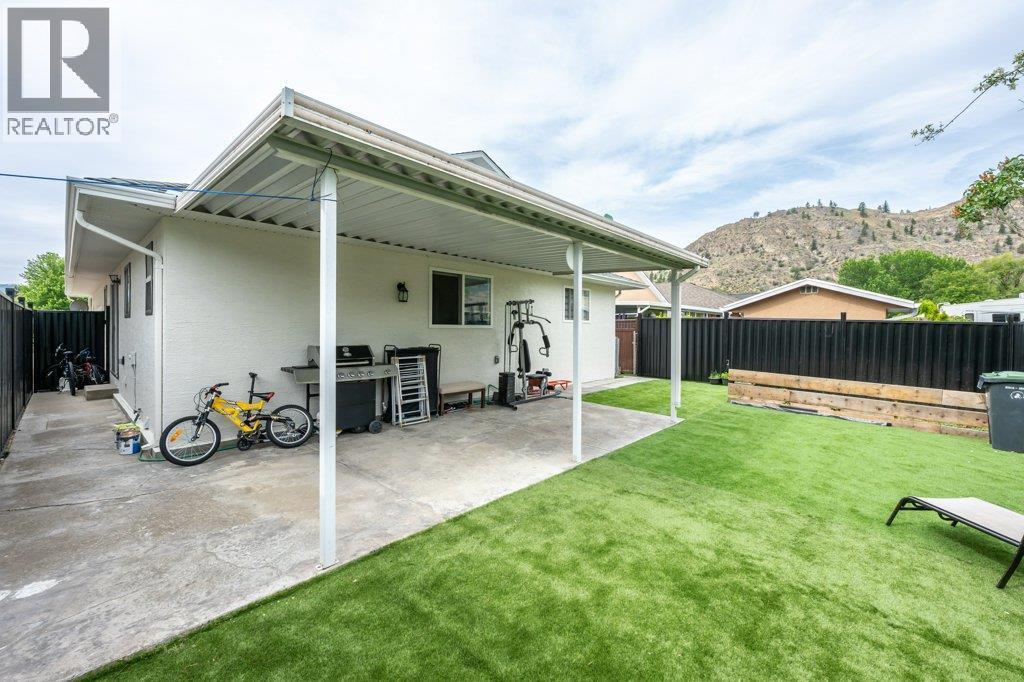 260 Willows Place, Oliver, BC - Outdoor