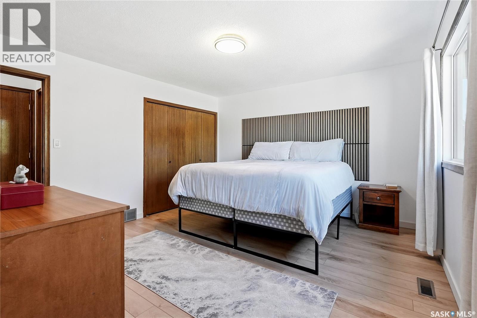 28 Malta Crescent, Saskatoon, SK - Indoor Photo Showing Bedroom