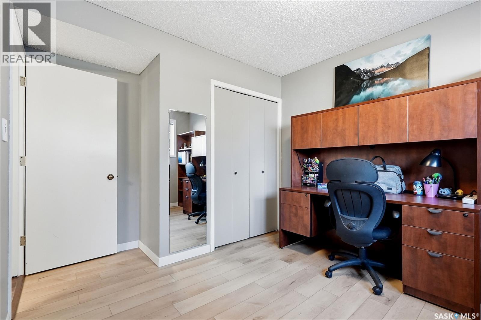28 Malta Crescent, Saskatoon, SK - Indoor Photo Showing Office