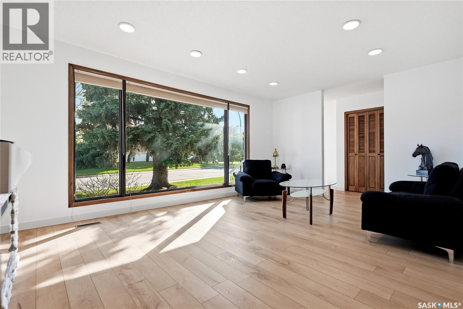 28 Malta Crescent, Saskatoon, SK - Indoor