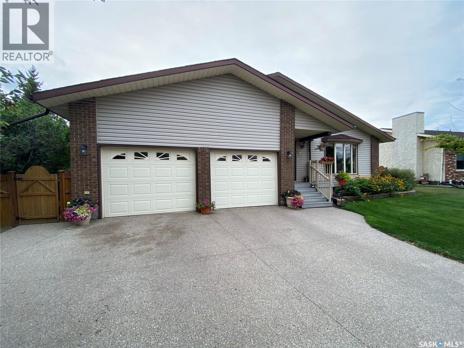 19 Bull Crescent, Yorkton, SK - Outdoor