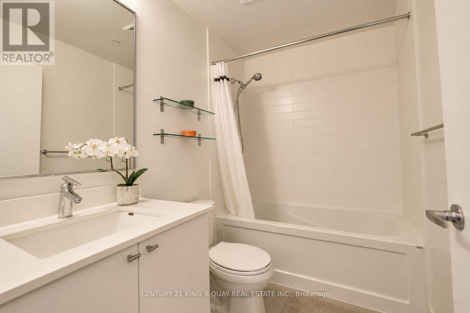 503 - 18 Rean Drive, Toronto, ON - Indoor Photo Showing Bathroom