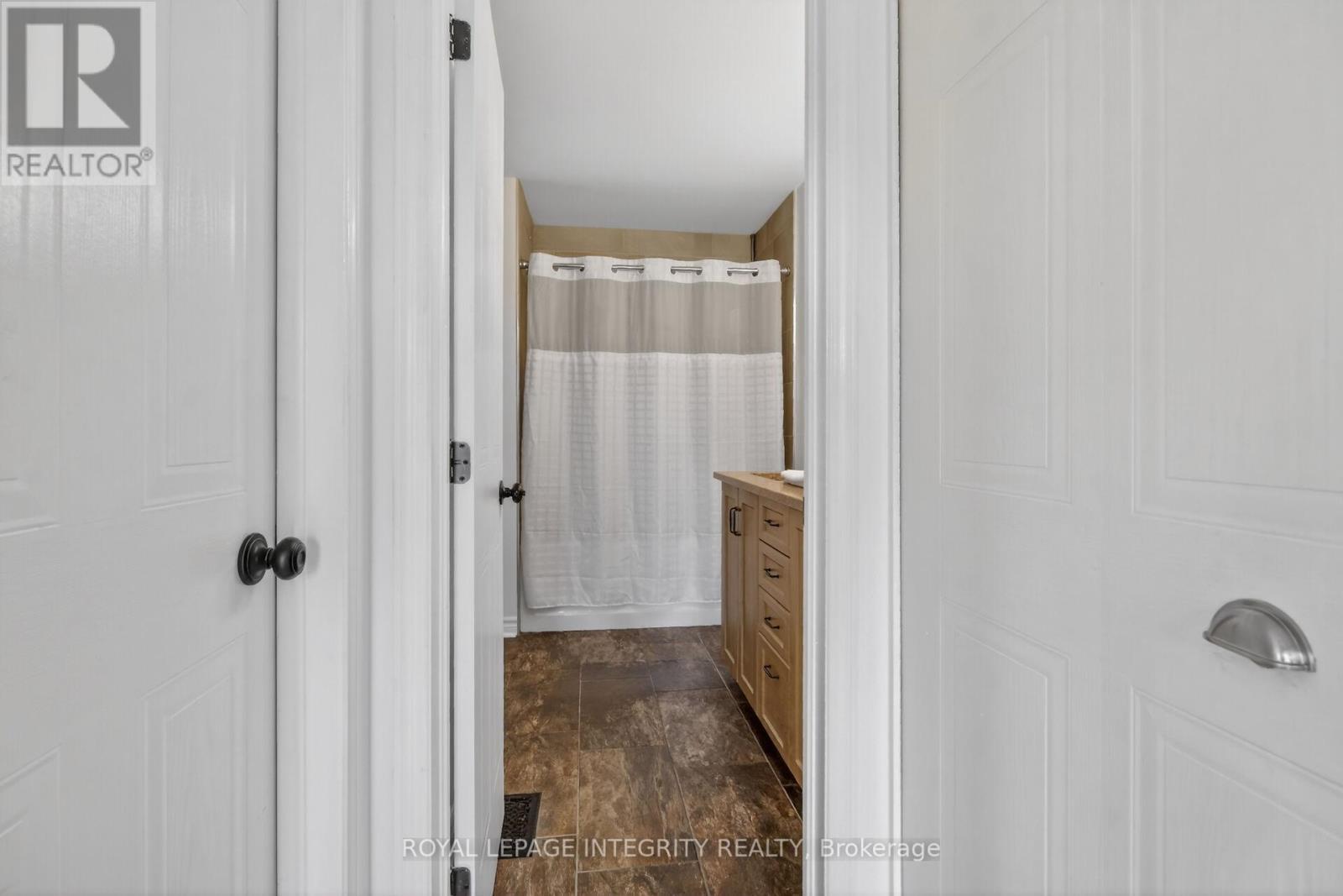 1 Chantilly Gate, Ottawa, ON - Indoor