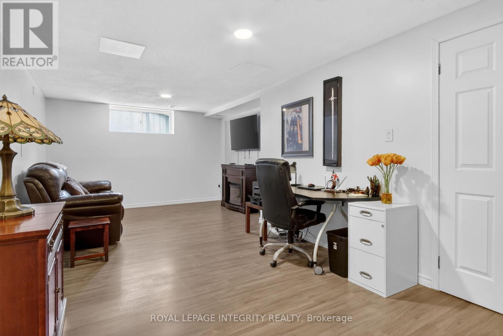 1 Chantilly Gate, Ottawa, ON - Indoor Photo Showing Other Room