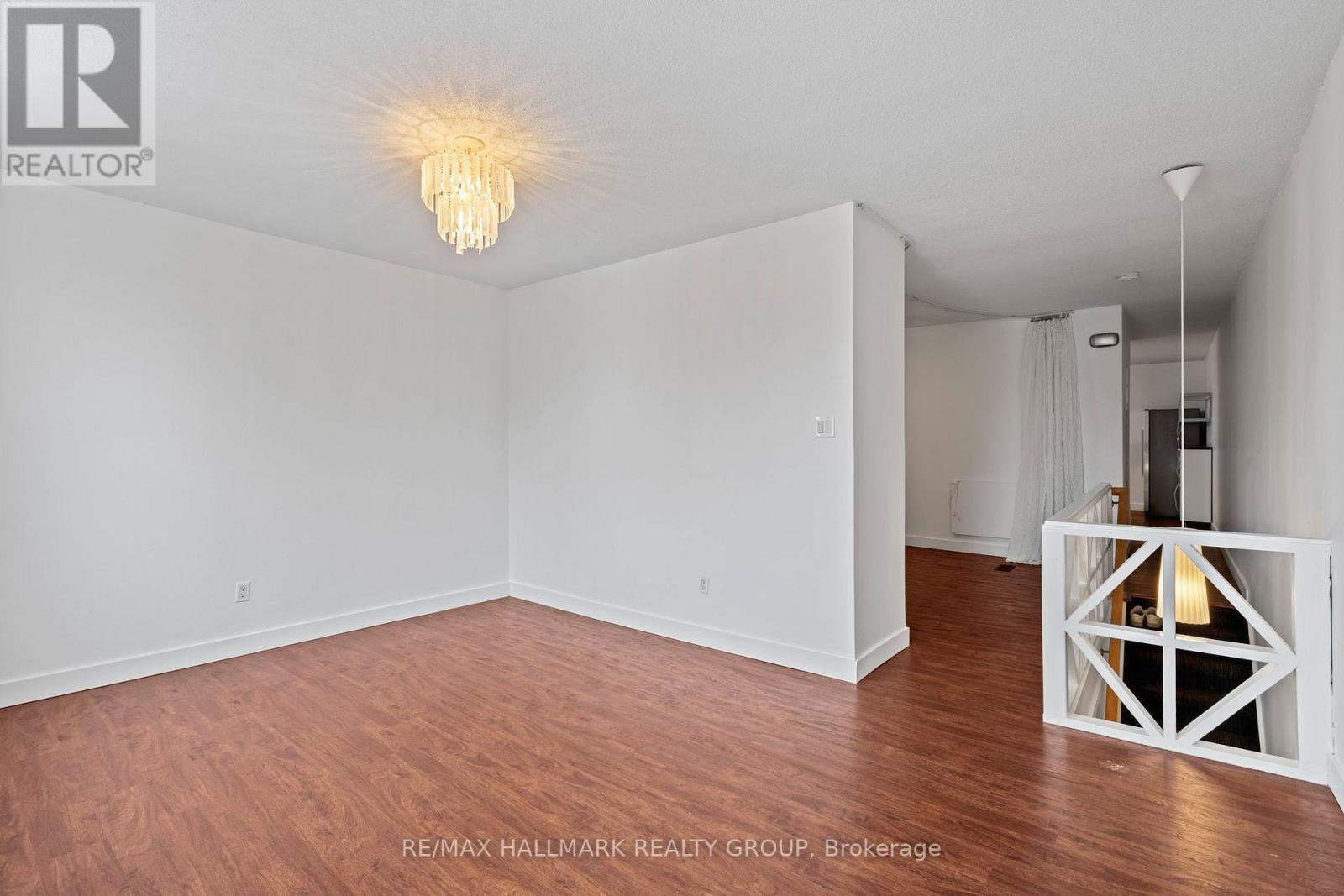 378 Booth Street, Ottawa, ON - Indoor Photo Showing Other Room