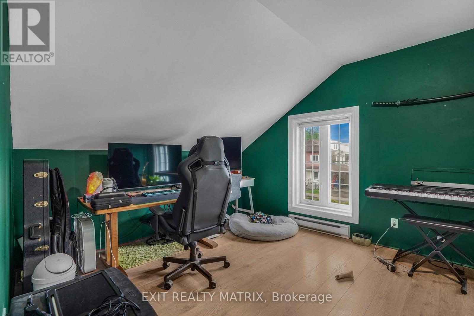 160 Nelson Street E, Hawkesbury, ON - Indoor