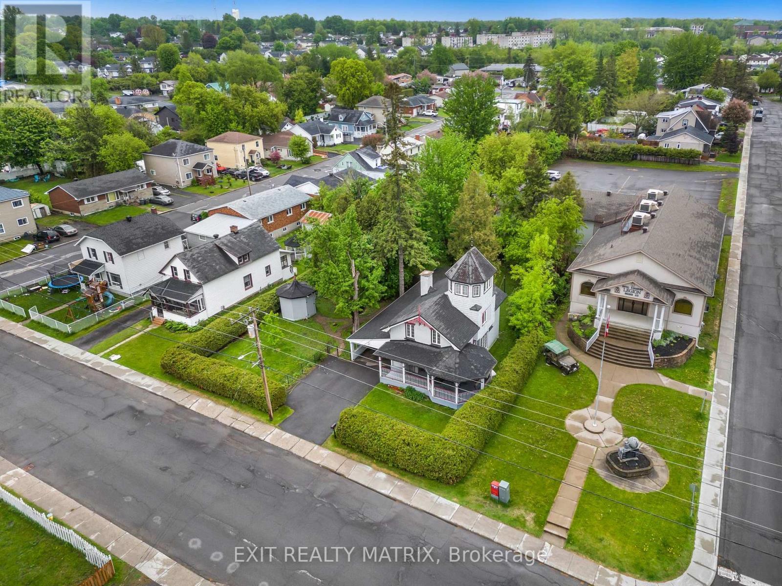 160 Nelson Street E, Hawkesbury, ON - Outdoor With View