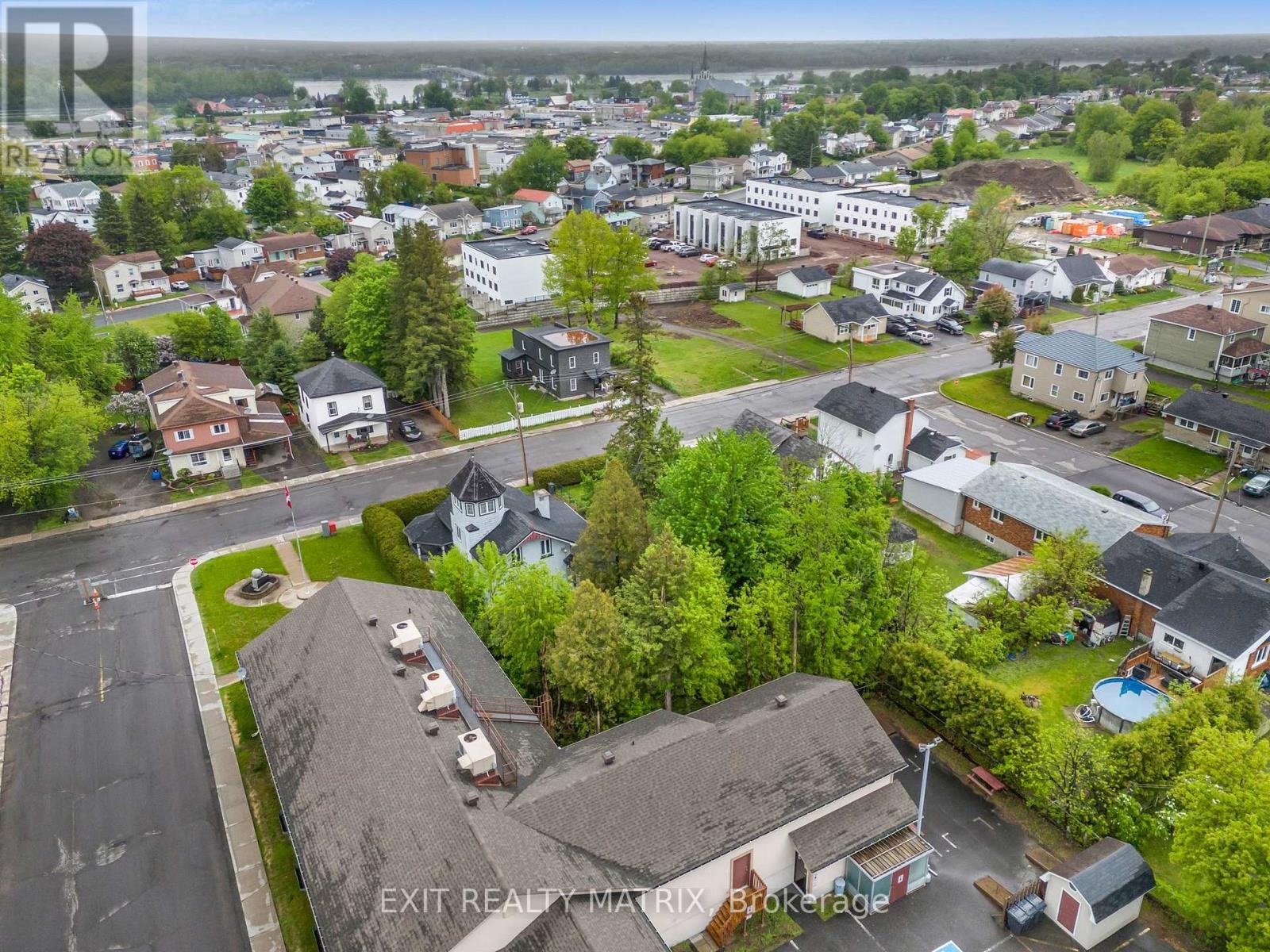 160 Nelson Street E, Hawkesbury, ON - Outdoor With View