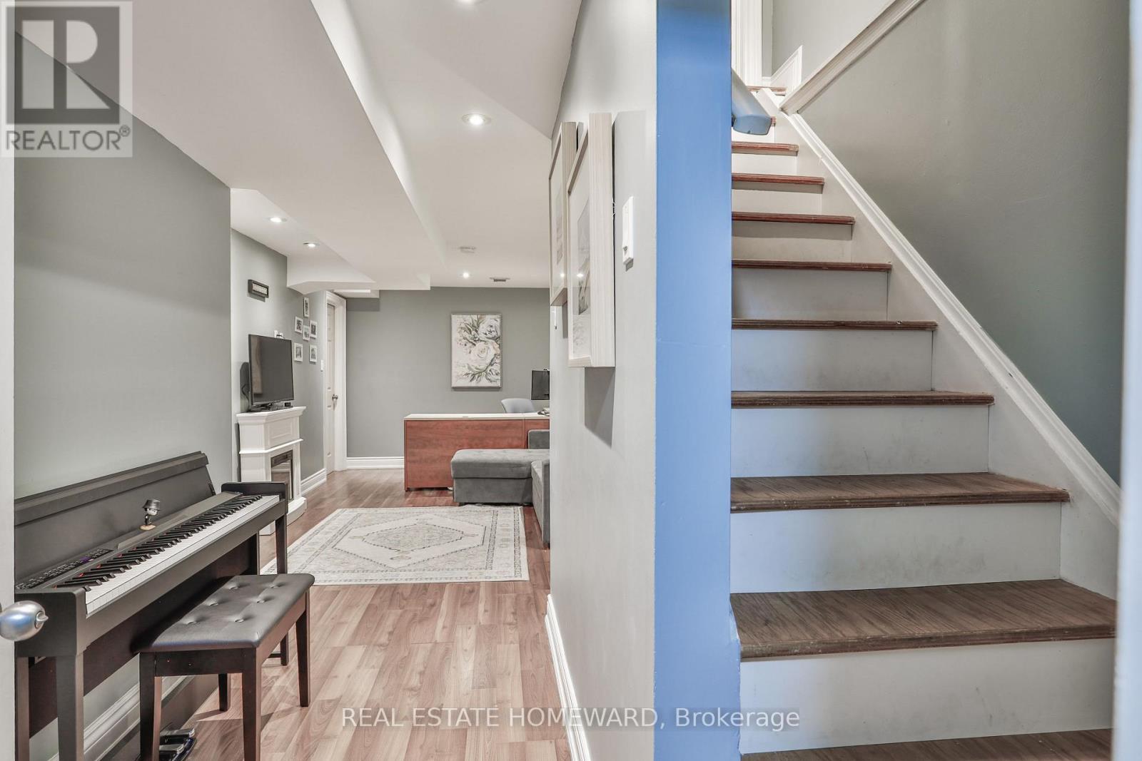 20 Masters Drive, Barrie, ON - Indoor Photo Showing Other Room