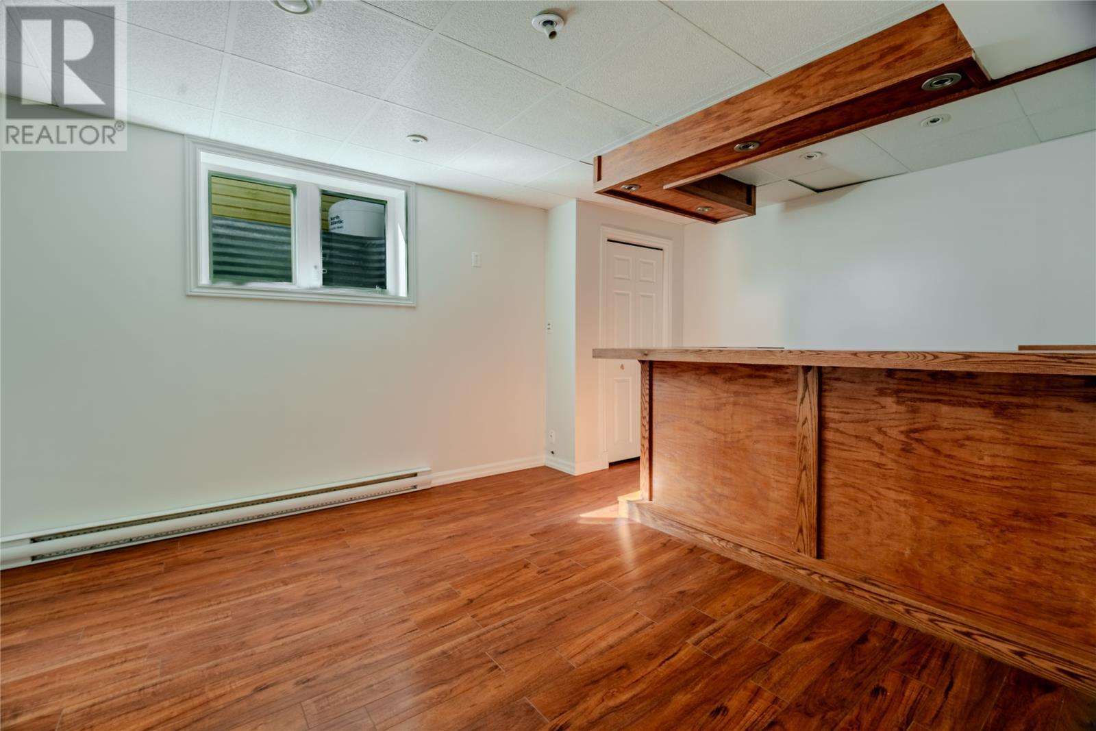 4 Parkview Crescent, St. John'S, NL - Indoor