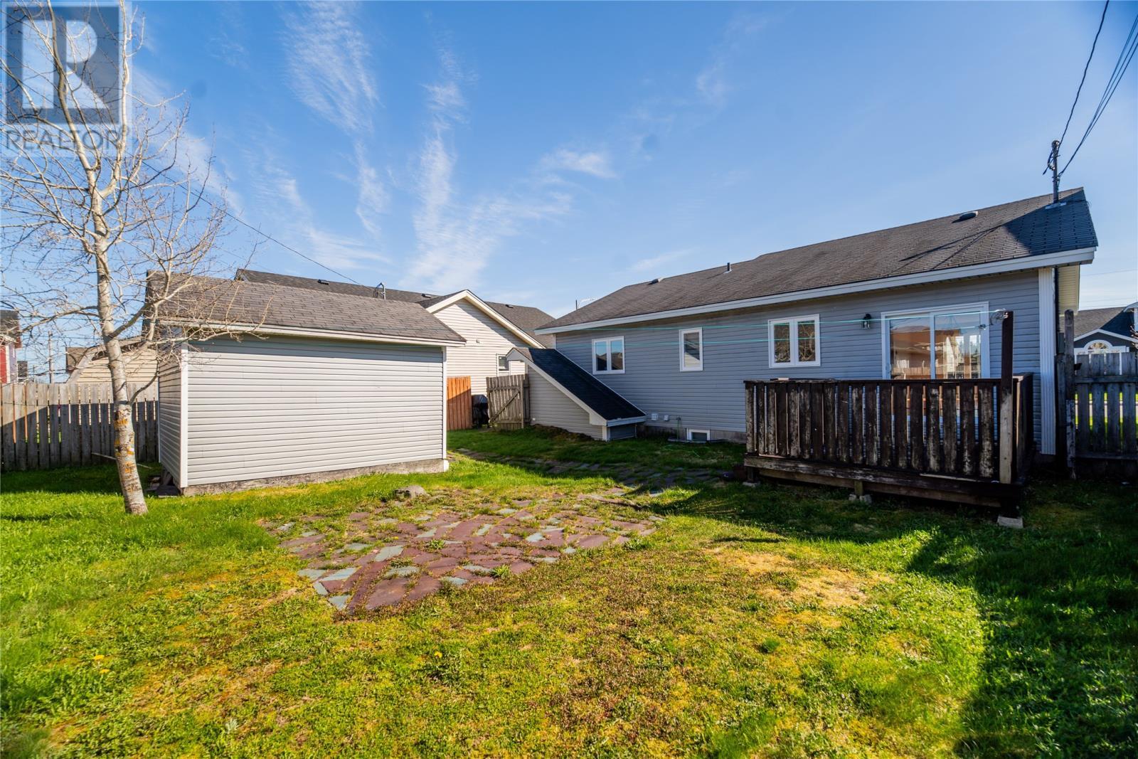4 Parkview Crescent, St. John'S, NL - Outdoor