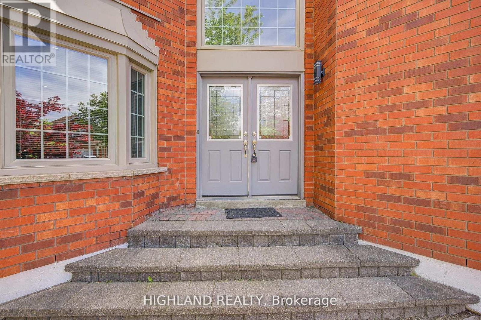 4781 Crystal Rose Drive, Mississauga, ON - Outdoor With Exterior