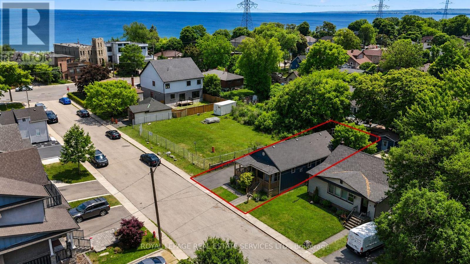 4 Rembe Avenue, Hamilton, ON - Outdoor With Body Of Water With View