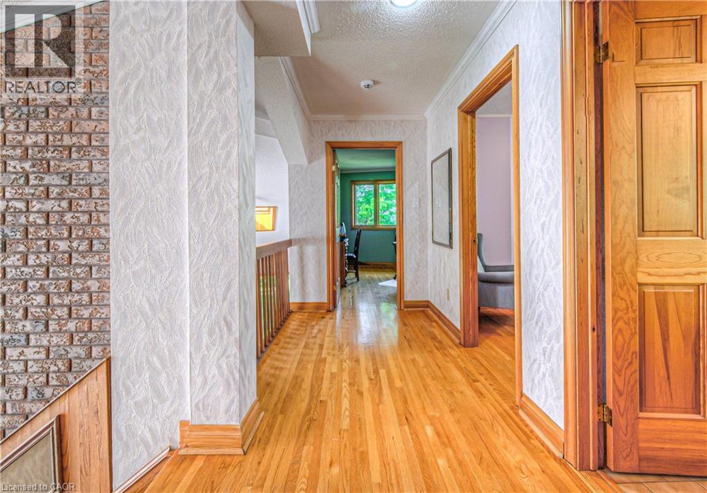 35 Robinson Road, Cambridge, ON - Indoor Photo Showing Other Room