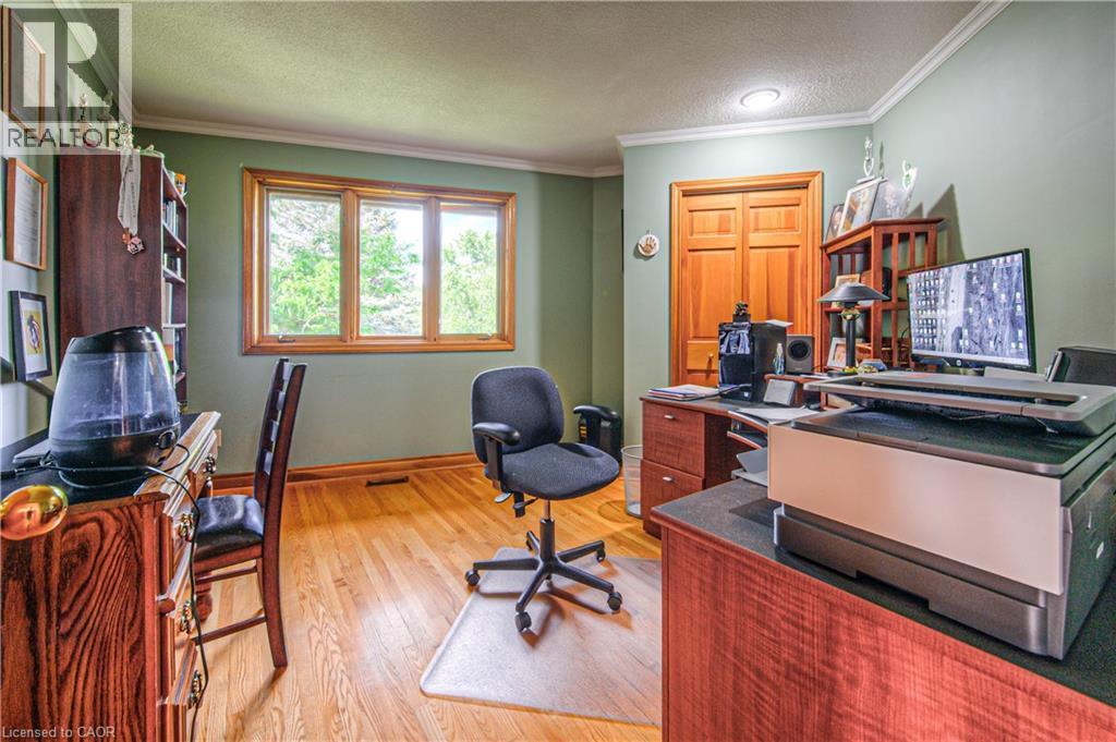 35 Robinson Road, Cambridge, ON - Indoor Photo Showing Other Room