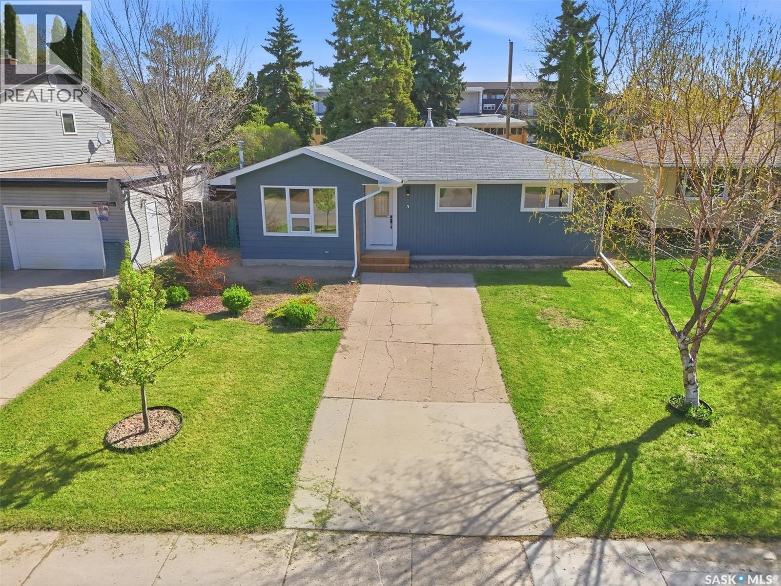 3 Rutter Crescent, Saskatoon, SK - Outdoor With Facade