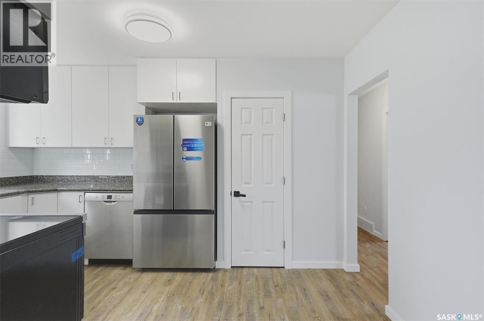 3 Rutter Crescent, Saskatoon, SK - Indoor Photo Showing Kitchen With Stainless Steel Kitchen