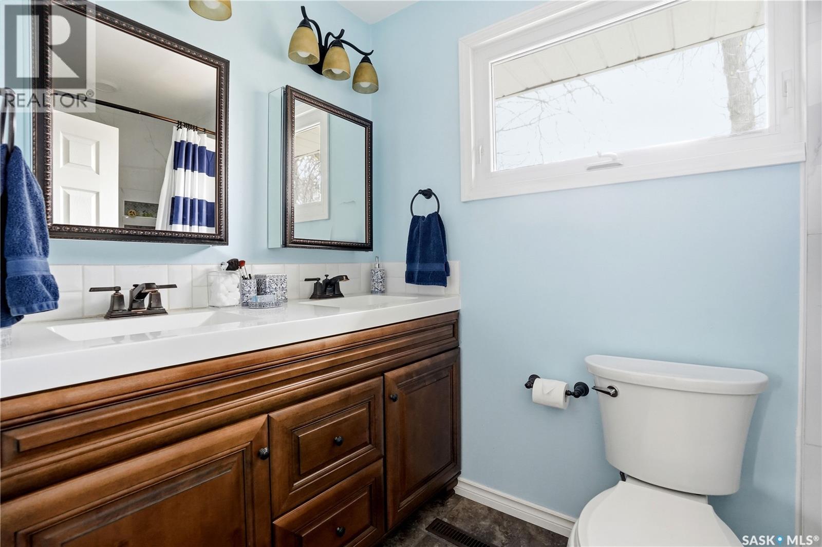 1456 Shannon Road, Regina, SK - Indoor Photo Showing Bathroom