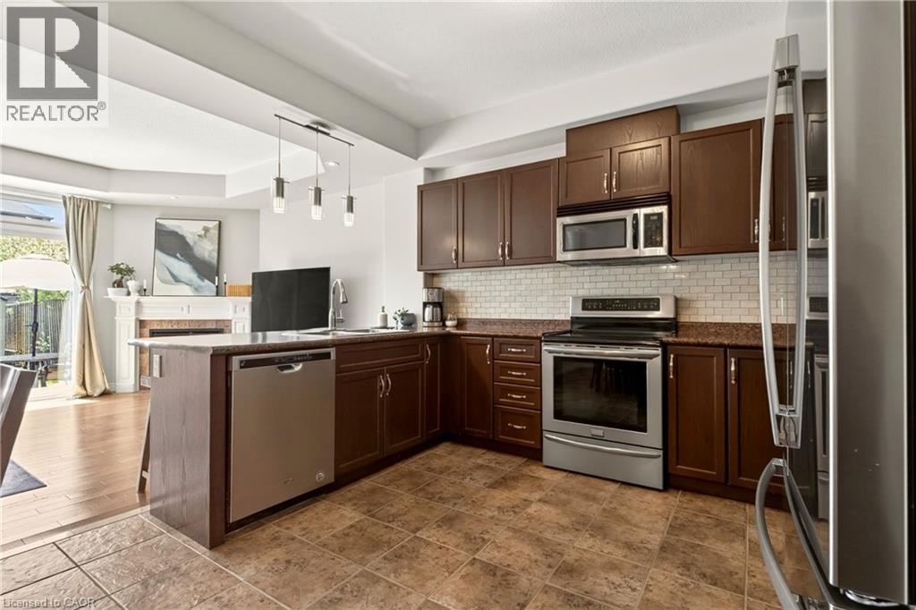 62 Fall Fair Way, Binbrook, ON - Indoor Photo Showing Kitchen