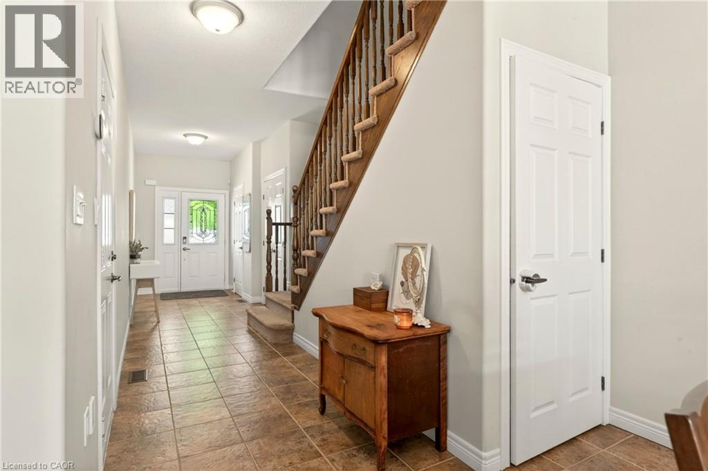 62 Fall Fair Way, Binbrook, ON - Indoor Photo Showing Other Room