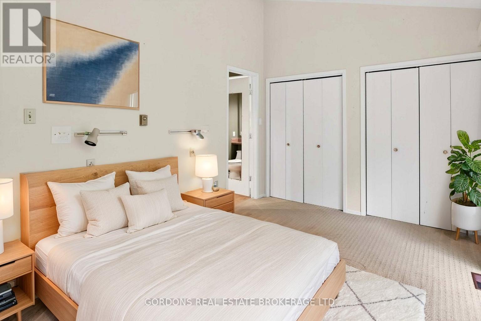 100 Frontenac Crescent, Deep River, ON - Indoor Photo Showing Bedroom