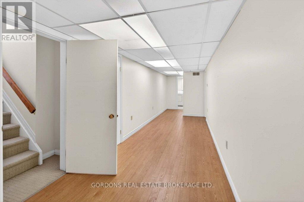 100 Frontenac Crescent, Deep River, ON - Indoor Photo Showing Other Room