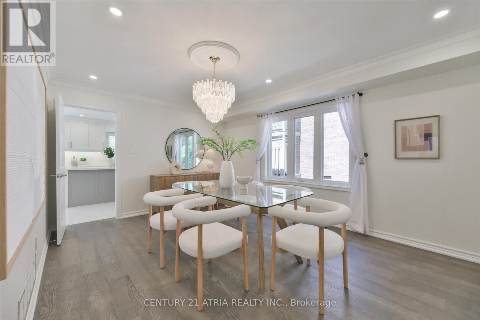 10 Morrison Crescent, Markham, ON - Indoor Photo Showing Dining Room