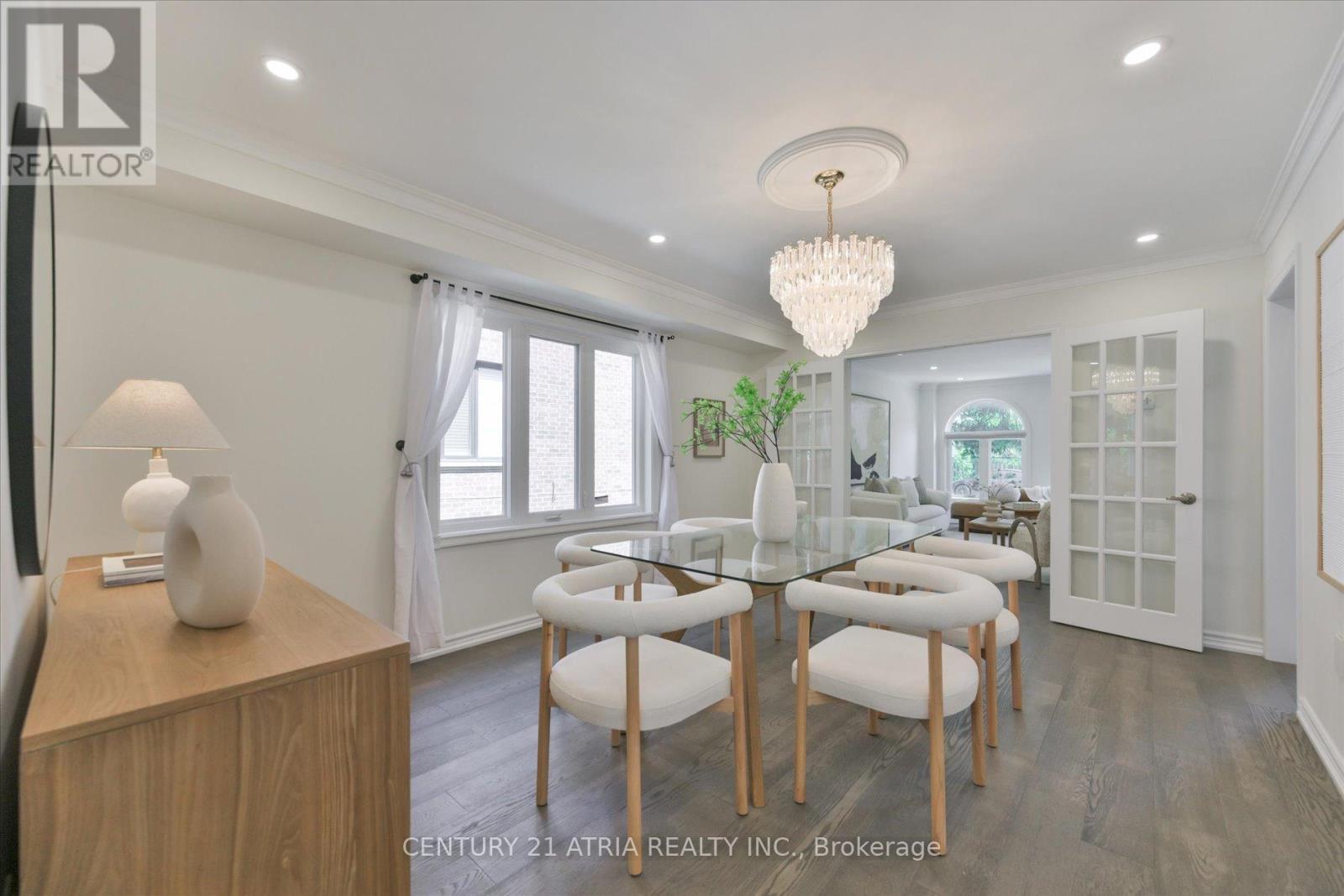 10 Morrison Crescent, Markham, ON - Indoor Photo Showing Dining Room