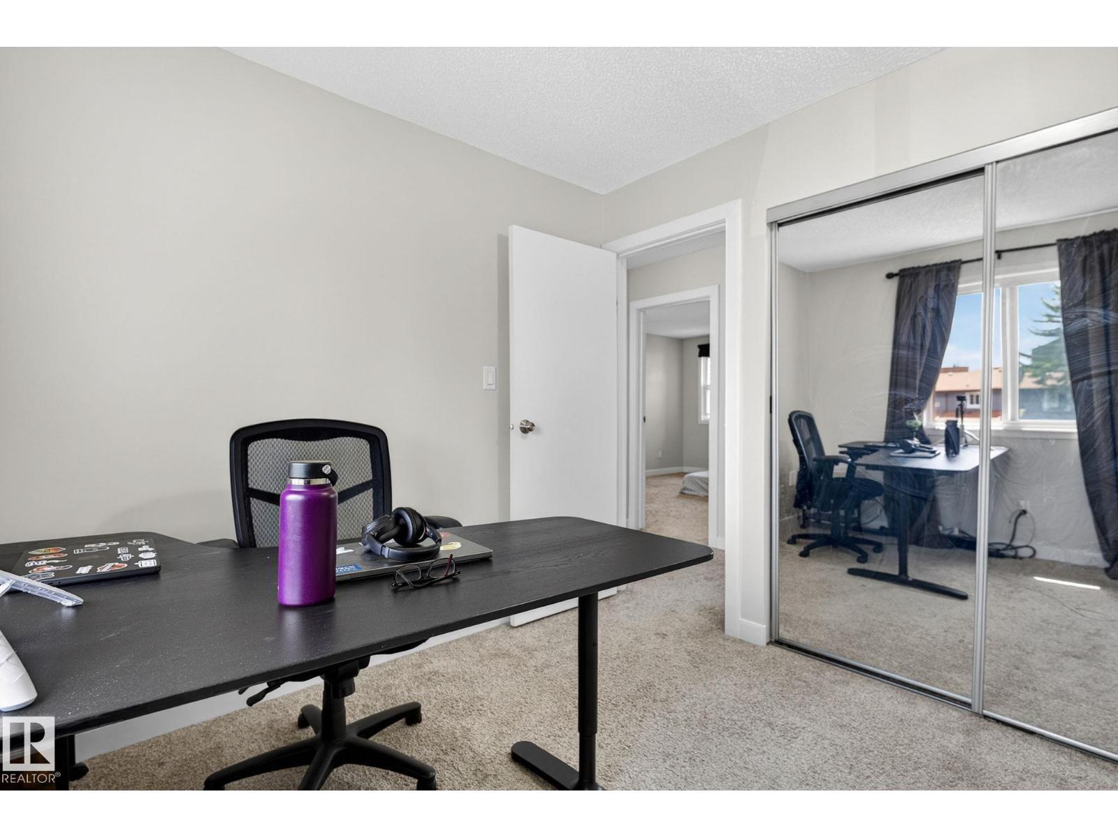 #53 7604 29 Av Nw, Edmonton, AB - Indoor Photo Showing Office