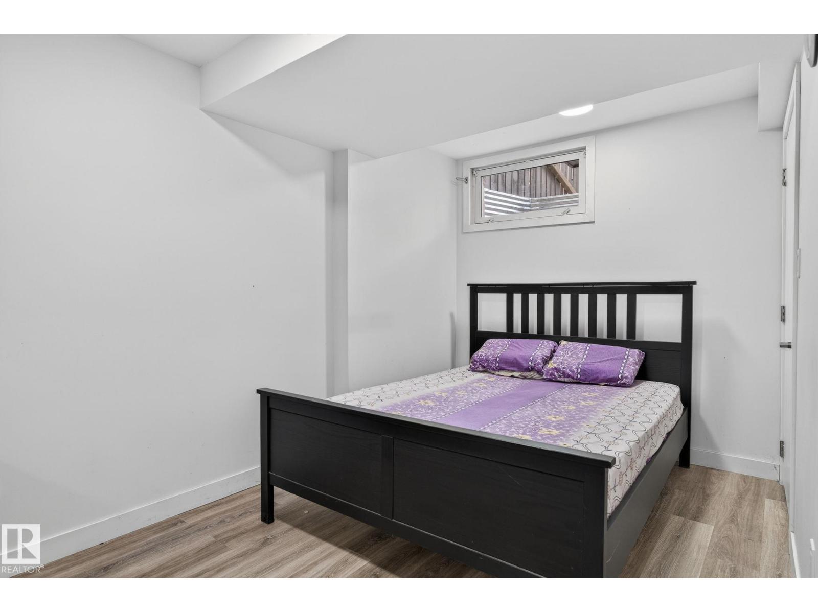 #53 7604 29 Av Nw, Edmonton, AB - Indoor Photo Showing Bedroom