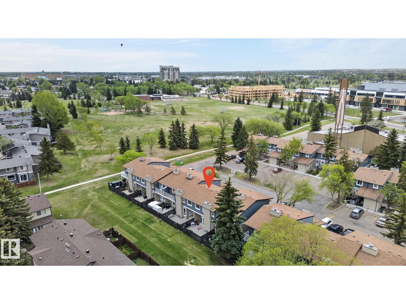 #53 7604 29 Av Nw, Edmonton, AB - Outdoor With View