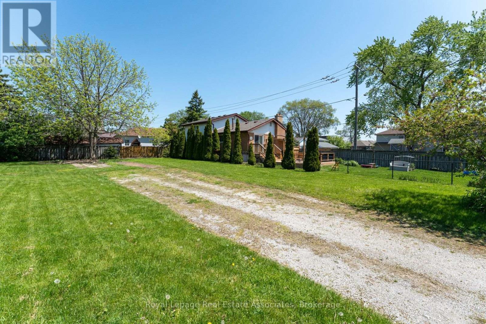 1063 Alexandra Avenue, Mississauga, ON